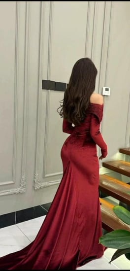 فستان سهرة مخمل ناعم