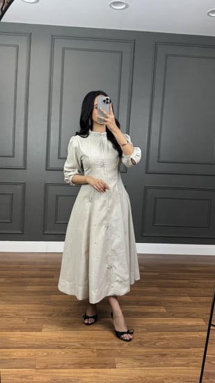 فستان ناعم بيج ميد