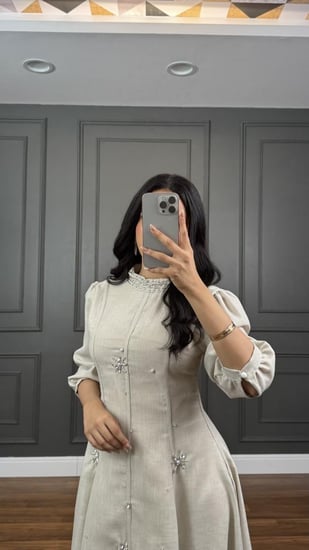 فستان ناعم بيج ميد