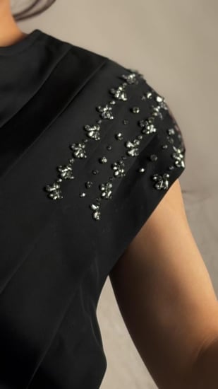 طقم ناعم بنقش اسود