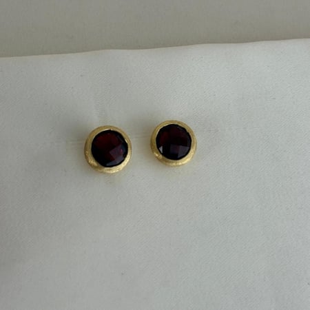 نصف طقم عيار 18