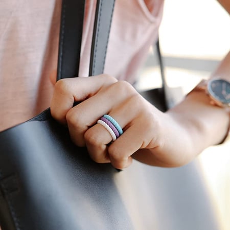 خواتم سيلكون عصرية