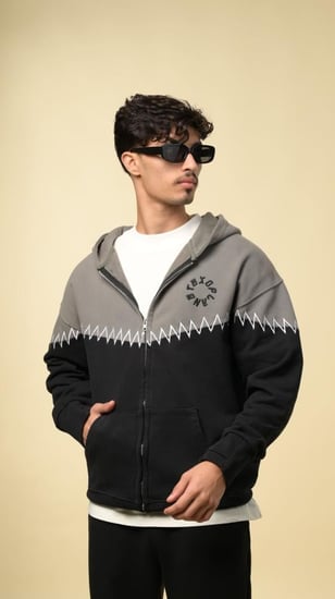 جاكيت زيغ زاغ من اكسوبلانت