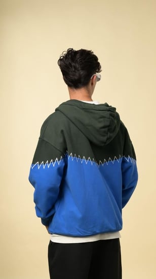 جاكيت زيغ زاغ من اكسوبلانت