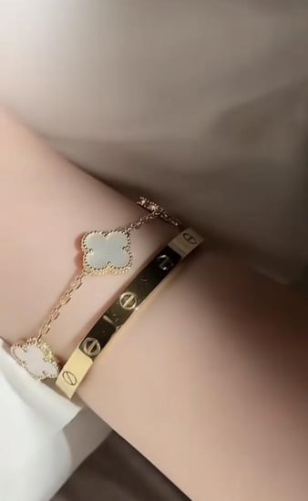 بكج فاخر كوبي مطلي ذهب