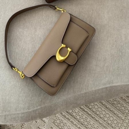 شنطه تابي حجم وسط