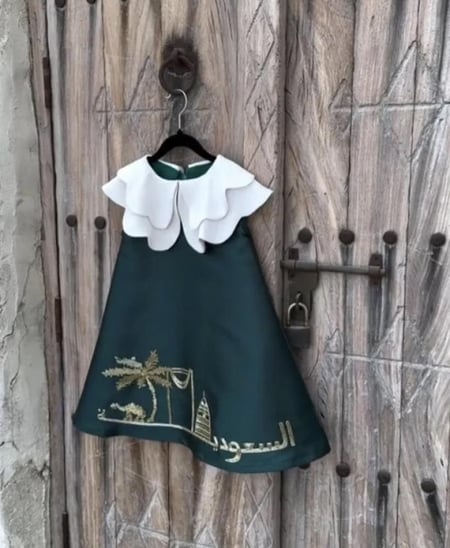 فستان اليوم الوطني شكل جديد
