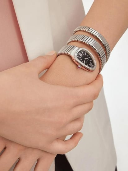 ساعة ثعبان مينا سودا فضية