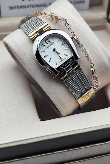 ساعه فاخره A