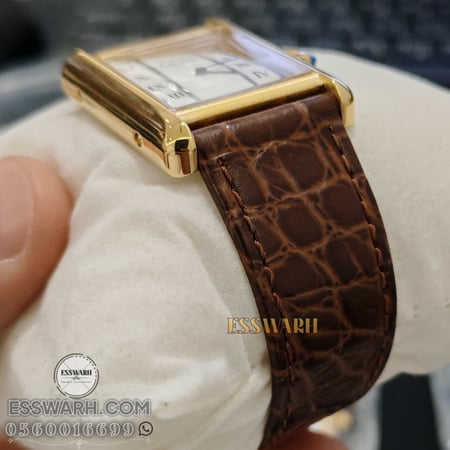 ساعة كارتير  تانك موست  مقاس 33.7 x 25.5 mm حجم صغير