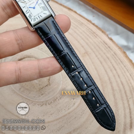 ساعة كارتير  تانك موست  مقاس 33.7 x 25.5 mm صغير جلد