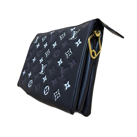 شنطة كتف لويس فيتون