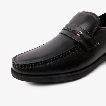 حذاء جلد إيطالي