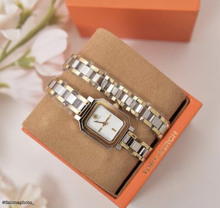 ساعة tory burch