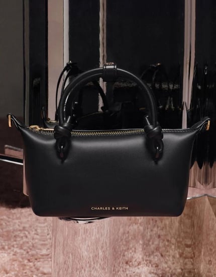 شنطة charles & keith