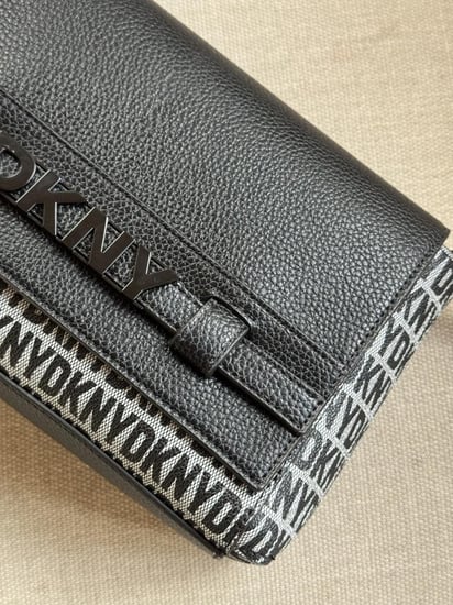 شنطة dkny
