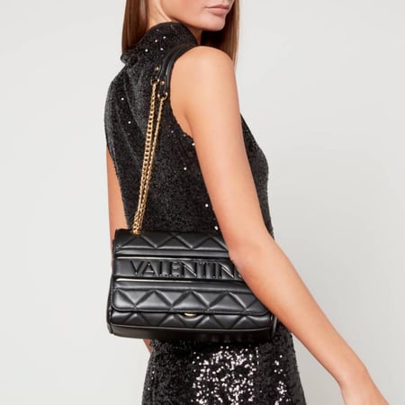 شنطة VALENTINO