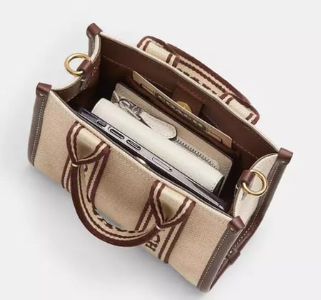 شنطة coach مقاس ميني