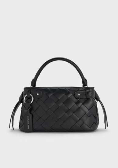 شنطة charles & keith