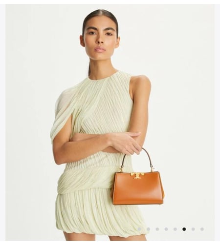 شنطة ميني tory burch