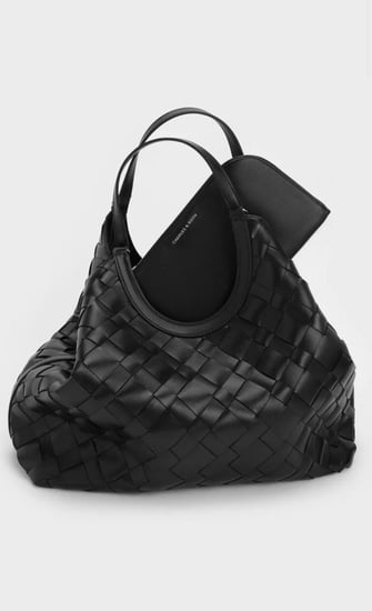 شنطة charles & keith