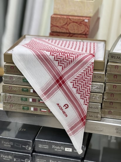 شماغ Aigner