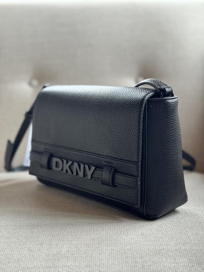 شنطة dkny