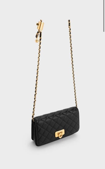 شنطة charles & keith