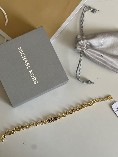 اسوارة mk ذهبي