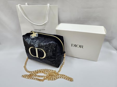 شنطة dior