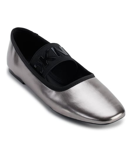 شوز مقاس 37   dkny