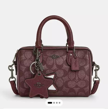 شنطة coach ميني بوكس + شنطة + ميدالية