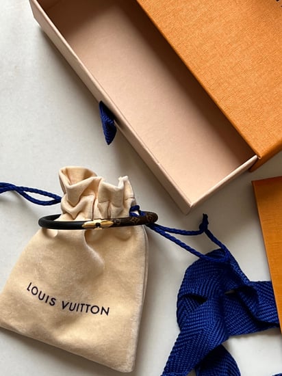 اسوارة LV مقاس 17 سمول