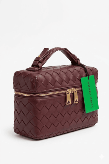 حقيبة بوتيغا فينيتا فانيتي جلد انترشياتو عنابي مع الملحقات