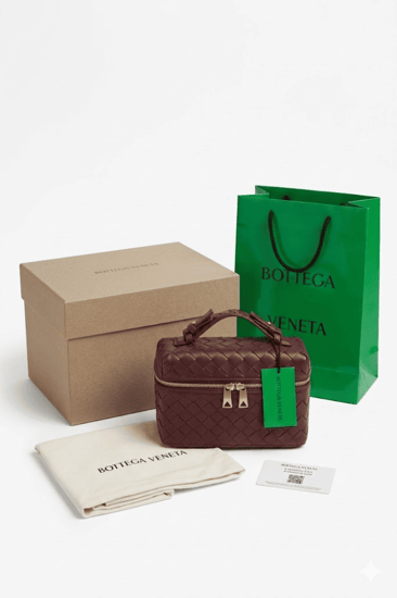 حقيبة بوتيغا فينيتا فانيتي جلد انترشياتو عنابي مع الملحقات