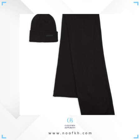 سكارف وقبعه من كالفين كلاين