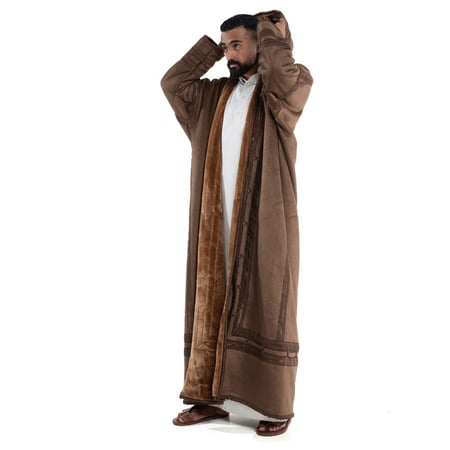 فروة مخمل خط عربي لون عسلي