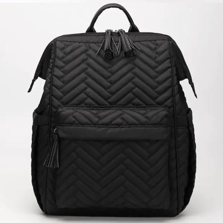 شنطة فاخرة لاحتياجات الاطفال والمواليد بجودة ممتازة جدا مع مفرش تغيير وعلاقات للعربة وشنطة صغيرة