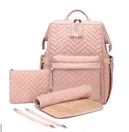 شنطة فاخرة لاحتياجات الاطفال والمواليد بجودة ممتازة جدا مع مفرش تغيير وعلاقات للعربة وشنطة صغيرة