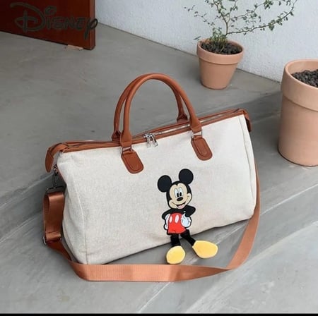 شنطة ديزني متعددة الاستخدامات