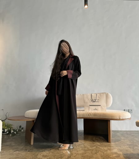 كريب-ملكي-اسود-المرأة-الغانية