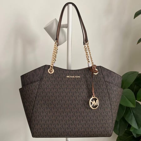 شنطة مايكل كورس للكتف Jet