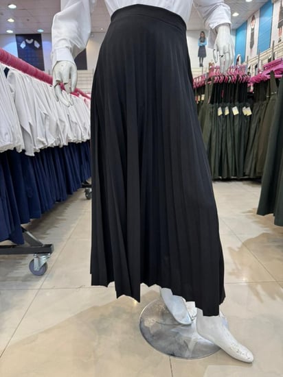 تنورة مدرسية W112