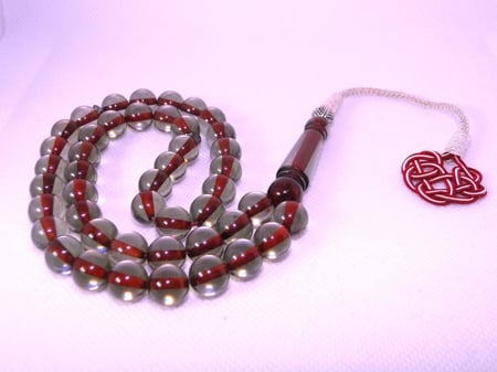 بكلايت شفاف بـ لون مميز