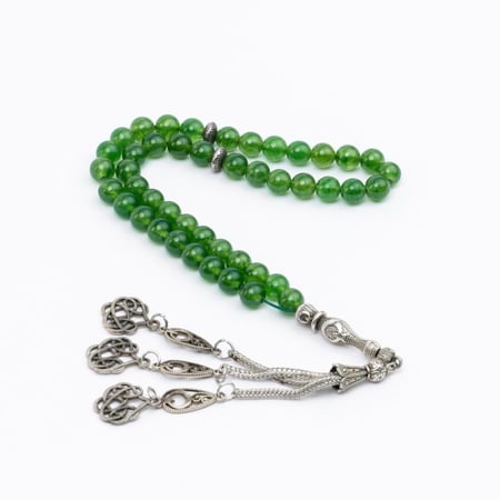 سبحة خضراء حجر برازيلي - أجمل سبحة