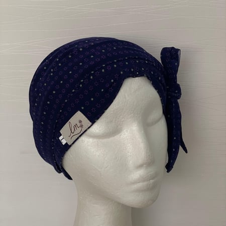 القبعه المبطنه - لون كحلي منقط