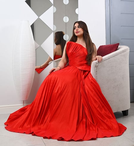 فستان سهرة أحمر