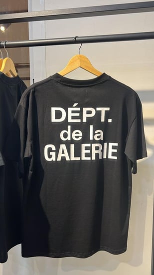 تيشيرت GALLERY DEPT