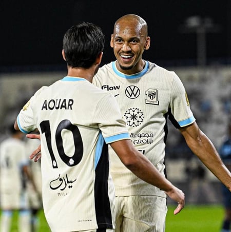 تيشيرت الاتحاد الثاني