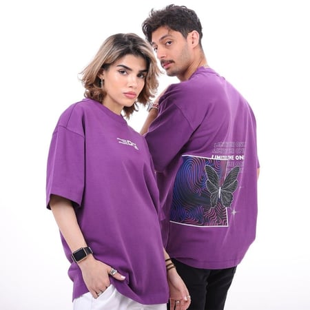 تيشيرت أوفر سايز - جاذبية بنفسجية
